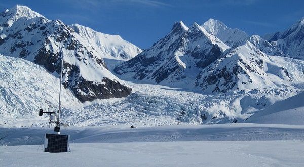 Weather station located on the glacier enables scientists to accurately monitor weather factors that cause changes in the glacial environment